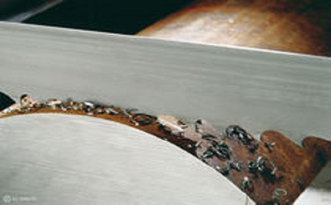 平谷带锯床线速度设定过高，为什么会导致带锯条齿尖发热加速锯条的磨损？